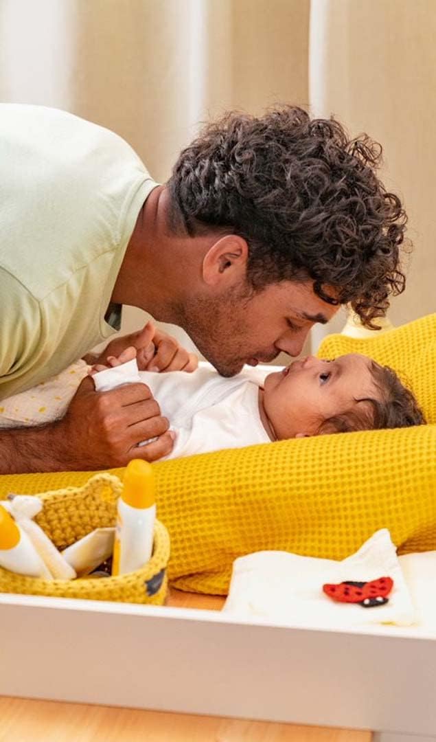 WELEDA Bio Baby Calendula Wundschutzcreme 75ml - Naturkosmetik Babypflege Windelcreme schützt empfindlicher Babyhaut im Windelbereich - [Die Verpackung kann variieren]